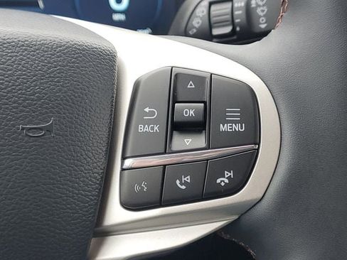 New 2026 Ford Explorer Active w/ Active Comfort Package image 17