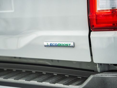 Used 2023 Ford F150 Lariat w/ Equipment Group 502A High image 9