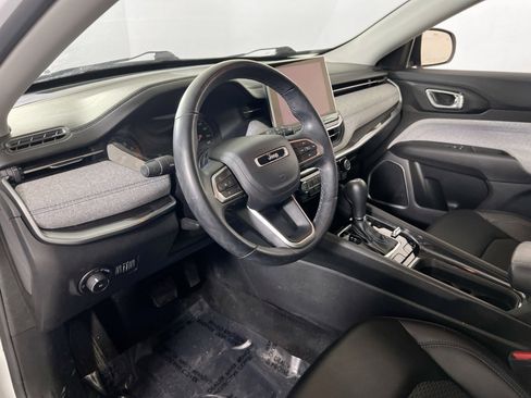 Used 2022 Jeep Compass Latitude w/ Convenience Group image 9