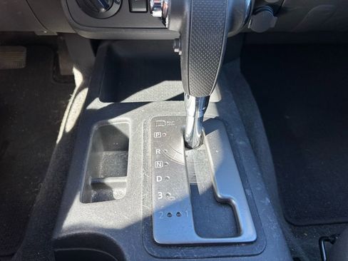 Used 2011 Nissan Xterra S w/ 4X4 Value Package image 25