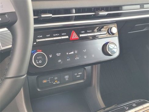 New 2025 Hyundai Tucson SEL image 18