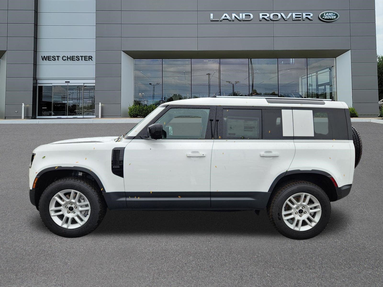 New 2026 Land Rover Defender 110 S AWD/4WD image 5