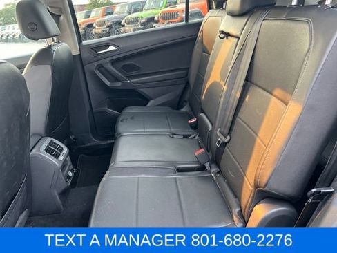 Used 2020 Volkswagen Tiguan SE FWD image 27
