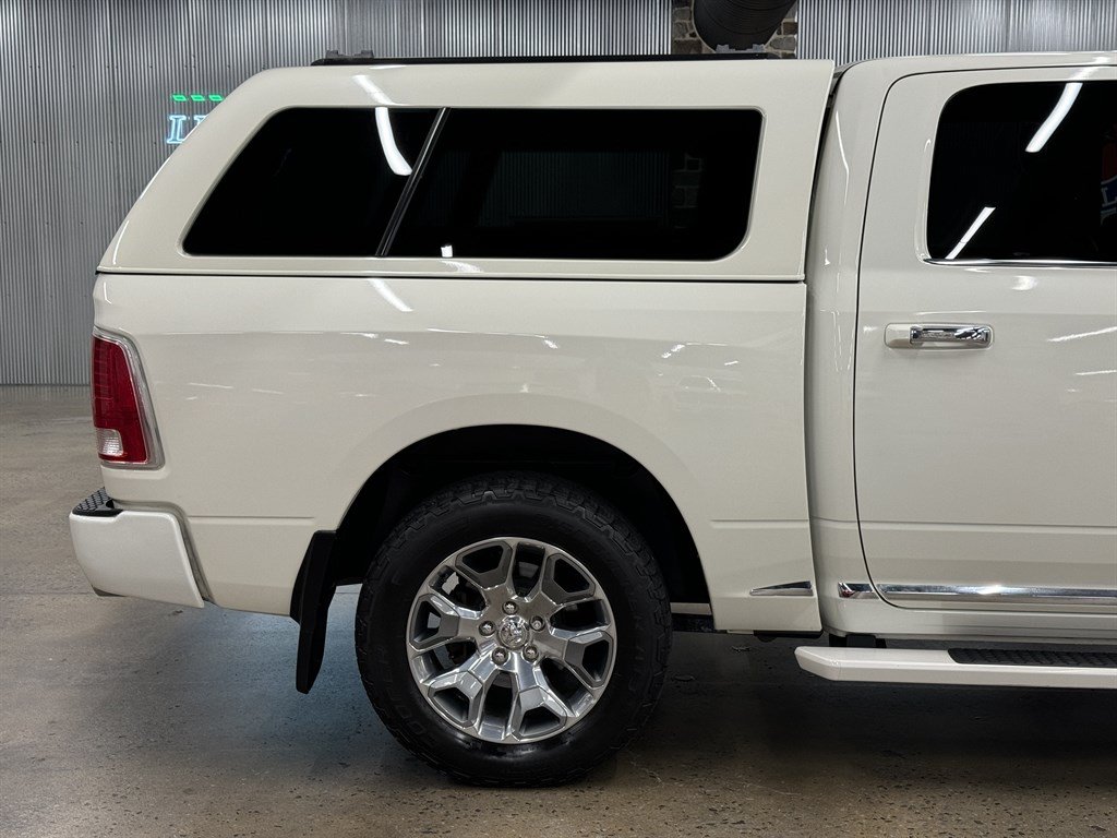 Used 2018 RAM 1500 Limited AWD/4WD image 16