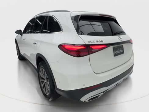 Used 2024 Mercedes-Benz GLC 300 image 10