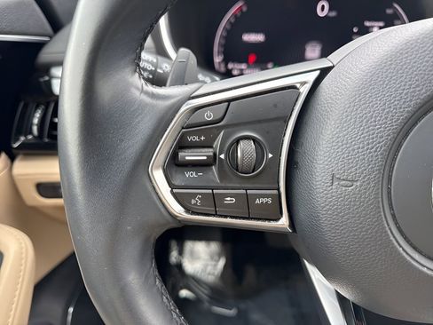 Used 2023 Acura MDX SH-AWD image 17