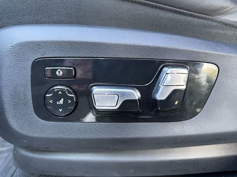 Used 2024 BMW XM image 16