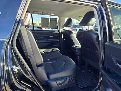 Used 2024 Toyota Grand Highlander XLE image 15