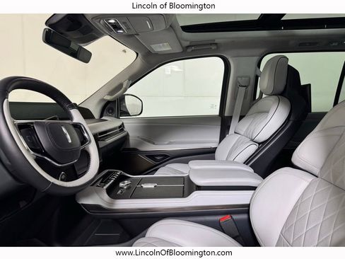 Certified 2025 Lincoln Navigator L Black Label AWD/4WD image 42