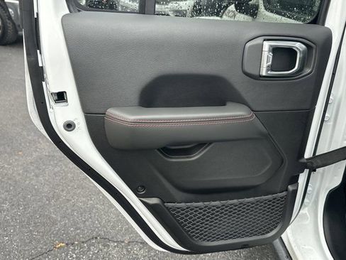 New 2026 Jeep Wrangler Unlimited Rubicon image 22