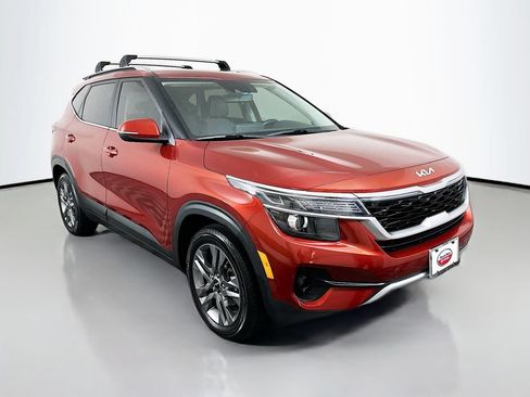 Used 2022 Kia Seltos S FWD image 3