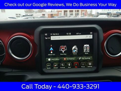 Used 2023 Jeep Wrangler Unlimited Rubicon w/ LED Lighting Group image 39