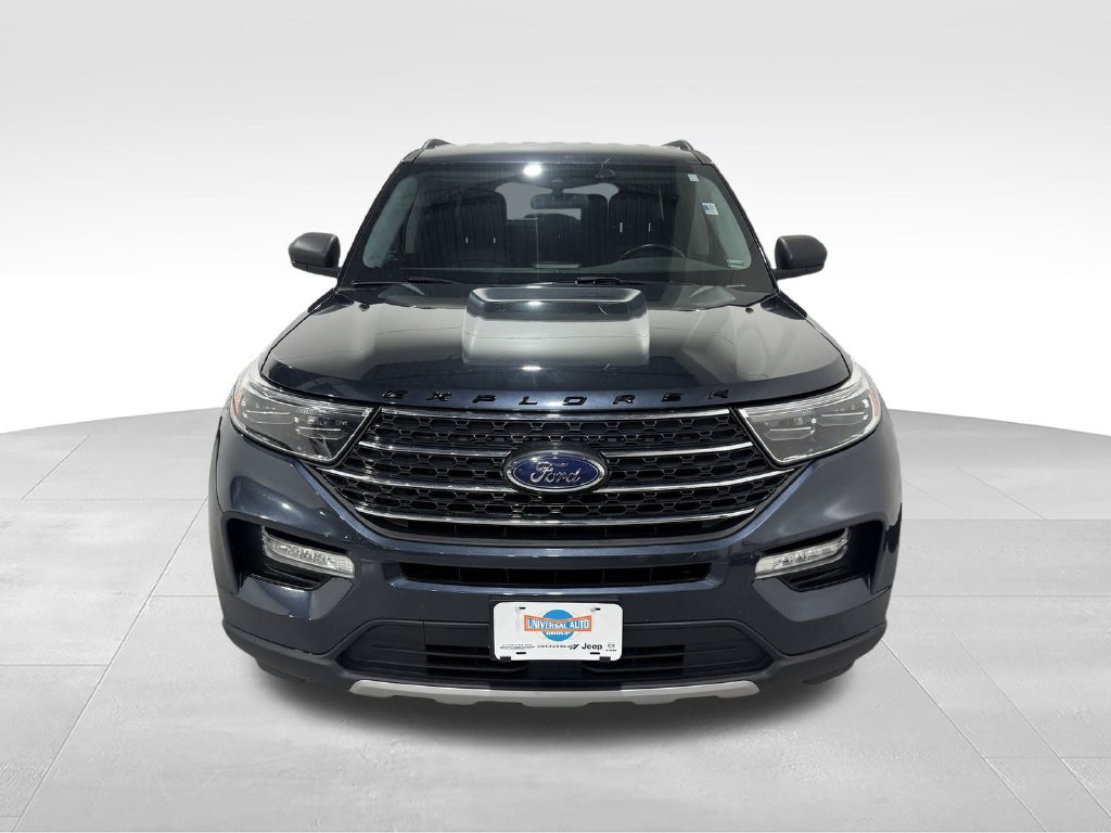 Used 2022 Ford Explorer XLT AWD/4WD image 10