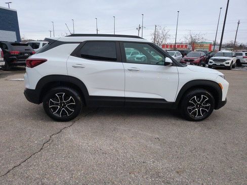 Used 2021 Chevrolet TrailBlazer ACTIV w/ Convenience Package image 6