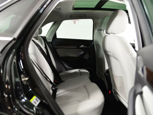 Used 2015 Audi Q3 2.0T Prestige image 21