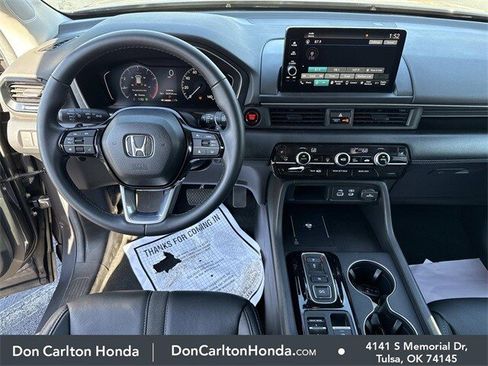 Used 2025 Honda Pilot EX-L image 17