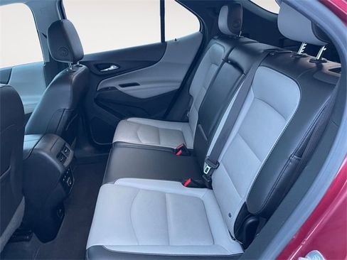 Used 2020 Chevrolet Equinox Premier image 13