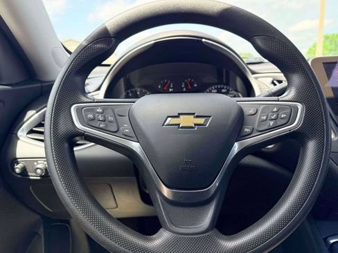 Used 2023 Chevrolet Malibu LT w/ Driver Confidence Package FWD image 18
