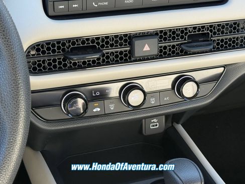 Certified 2024 Honda HR-V LX image 19