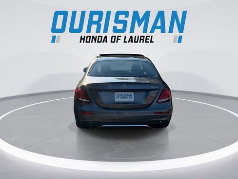 Used 2018 Mercedes-Benz E 300 4MATIC w/ Premium 1 Package image 7