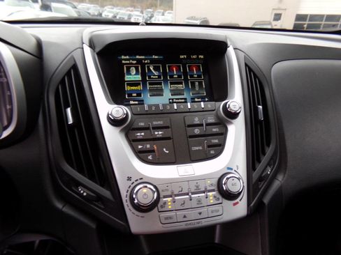 Used 2017 Chevrolet Equinox LT w/ Convenience Package image 44