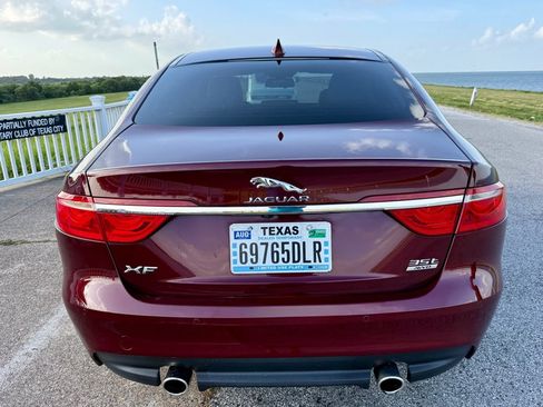 Used 2016 Jaguar XF Prestige AWD/4WD image 6