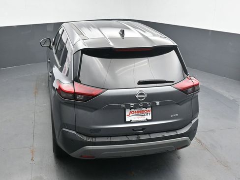 Used 2023 Nissan Rogue S image 31