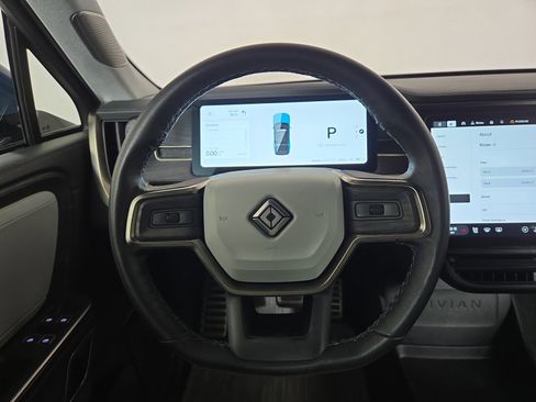 Used 2024 Rivian R1S Adventure AWD/4WD image 28