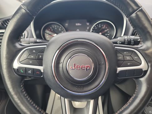 Used 2018 Jeep Compass Limited w/ Navigation Group AWD/4WD image 23