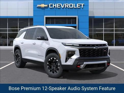 New 2027 Chevrolet Traverse Z71 w/ Enhanced Driving Package AWD/4WD image 8