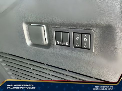 New 2026 GMC Yukon XL AT4 w/ AT4 Premium Plus Package AWD/4WD image 35