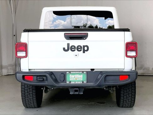 Used 2024 Jeep Gladiator Sport AWD/4WD image 4