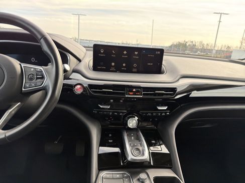 Certified 2023 Acura MDX w/Technology Package image 30