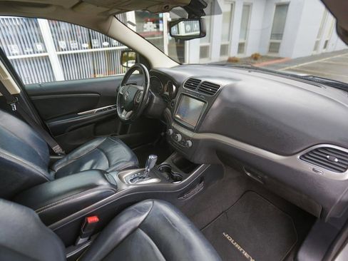 Used 2015 Dodge Journey Crossroad w/ Driver Convenience Group AWD/4WD image 15