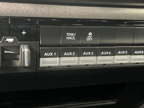 Used 2022 RAM 2500 Tradesman image 14