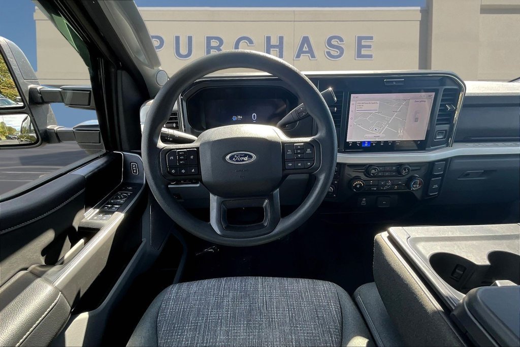 Used 2026 Ford F250 XLT w/ XLT Premium Package AWD/4WD image 10