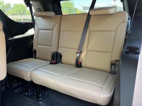 Used 2021 Chevrolet Tahoe Premier w/ Premium Package AWD/4WD image 20