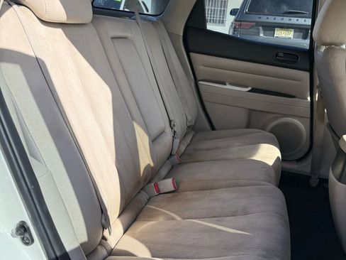 Used 2011 MAZDA CX-7 i SV image 22