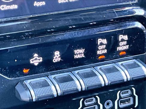 Used 2019 RAM 1500 Limited RWD image 32