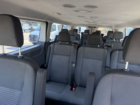 Used 2023 Ford Transit 350 XLT RWD image 14