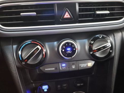 Used 2021 Hyundai Kona SEL AWD/4WD image 20