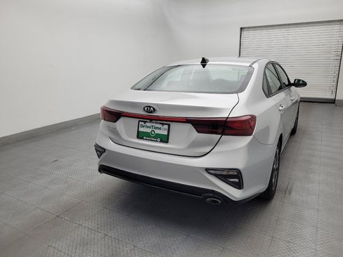 Used 2019 Kia Forte LXS FWD image 7