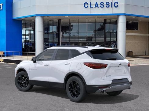 New 2026 Chevrolet Blazer LT w/ Convenience Package FWD image 3
