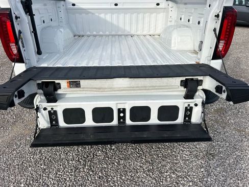 Used 2024 GMC Sierra 1500 SLT image 41