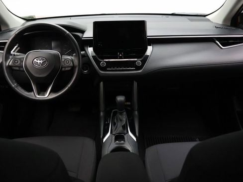 Used 2023 Toyota Corolla Cross LE image 24