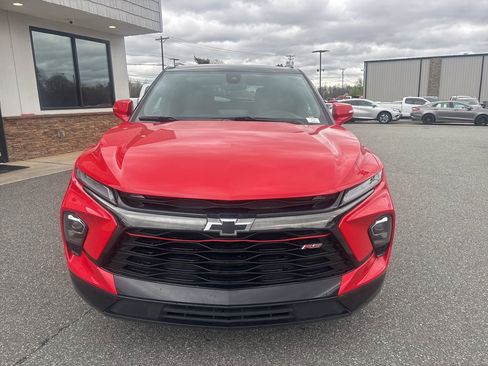 Used 2024 Chevrolet Blazer RS w/ Enhanced Convenience Package image 10