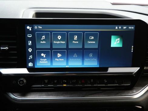 Used 2025 Chevrolet Silverado 2500 LTZ w/ LTZ Premium Package image 21