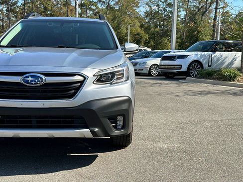 Used 2022 Subaru Outback Limited w/ Popular Package #2 image 10