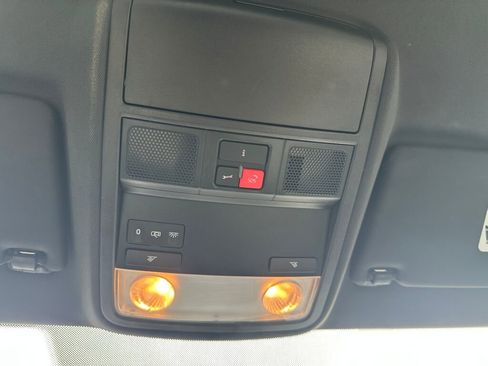 Used 2017 Volkswagen Jetta Sport w/ Jetta Sport Lighting Package image 21