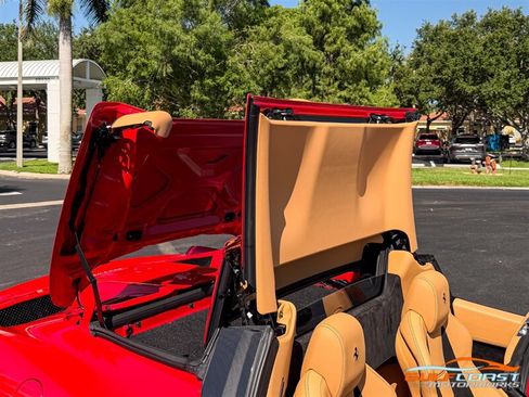 Used 2014 Ferrari 458 Spider RWD image 61